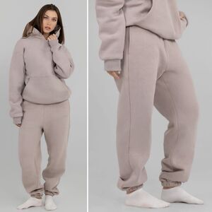 COMFRT Signature Sweatpants in Bark Size S